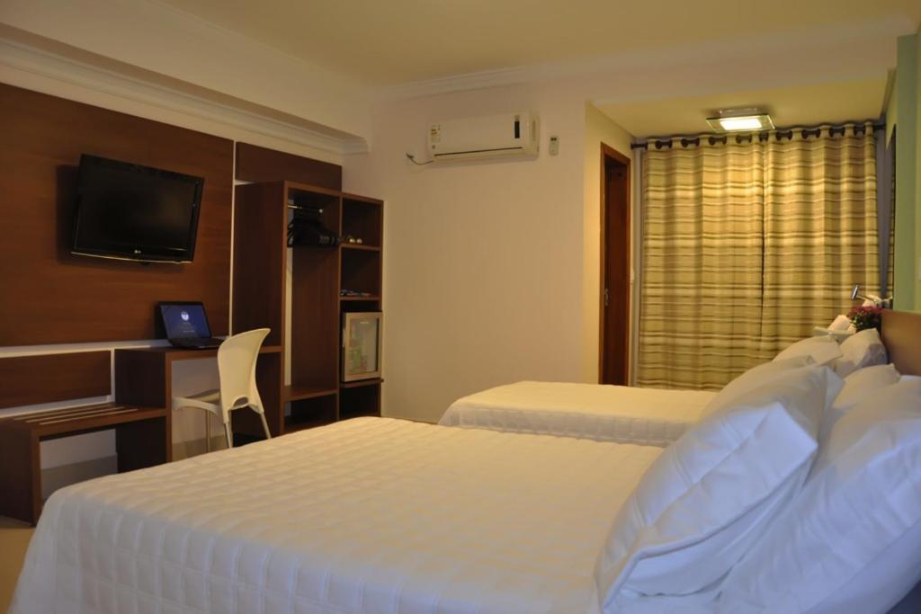 Hotel Saron Luziânia Esterno foto